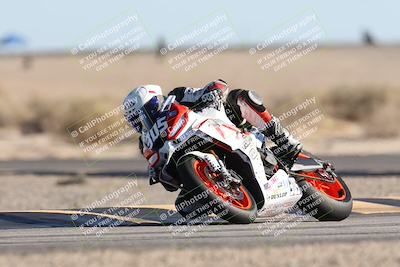 media/Dec-07-2025-CVMA (Sun) [[3e7d2de5dc]]/Race 11-Formula 2-CVMA Hooligans-American Thunder/